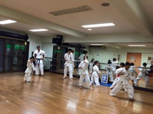 士道館・別府道場での練習風景と「一進会 第7回統一全日本空手道選手権大会」のご報告です。