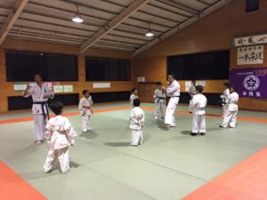 7月9日木曜日、出稽古で拳隆塾におじゃました。