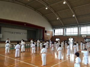 清心会空手道親善交流大会に参加いたしました。