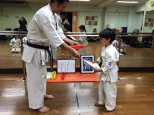 1月17日に行われた昇級試験の結果発表の様子です。