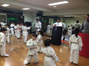 1月17日に行われた昇級試験の結果発表の様子です。