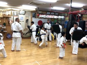 平成29年10月23日（月）、村上塾長と瀬〆師範が大分へ来県され、大分県大分市の大分県本部道場にて合同稽古を行いました。