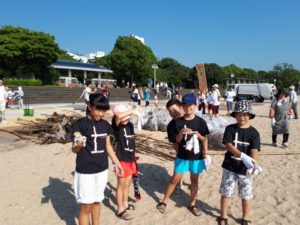 平成30年7月15日（日）、別府スパビーチにて海岸海浜清掃奉仕活動を行いました。